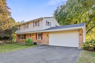 17233 Clear Spring Ln, Minnetonka, MN 55345