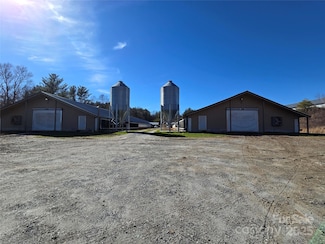 580 Vineyard Dr, Taylorsville, NC 28681