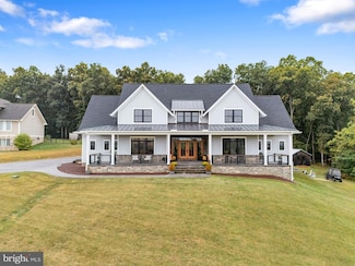 4073 Landis Rd, Hanover, PA 17331