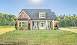 2917 Cypress Lake Dr S, Olive Branch, MS 38654