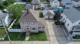 242 Northup St, Cranston, RI 02905