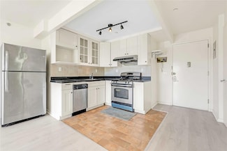 9305 37th Ave Unit 3D, Jackson Heights, NY 11372