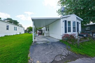 82 Jenny Ln, Buffalo, NY 14225