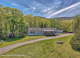 141 Jones Rd, Round Top, NY 12473