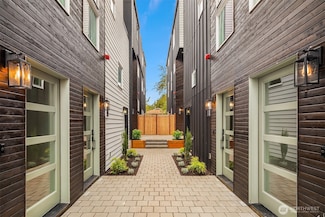 9029 8th Ave NW Unit B, Seattle, WA 98117