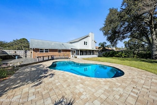 2273 Fallen Tree Dr E, Jacksonville, FL 32246