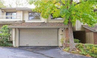 584 Sand Hill Cir, Menlo Park, CA 94025