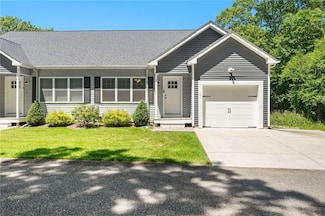 1 Lily Ln, West Warwick, RI 02893