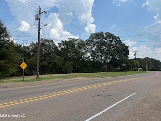 0 E College St, Clinton, MS 39056