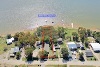 190 Meadow Pond Ct, Runaway Bay, TX 76426