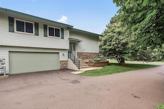 11139 Xavier Rd, Bloomington, MN 55437