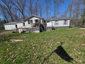 12490 Ash Dr, Linesville, PA 16424