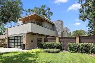 9622 Pine Lake Dr, Houston, TX 77055