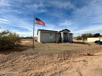 19857 E Conestoga Dr, Cordes Lakes, AZ 86333