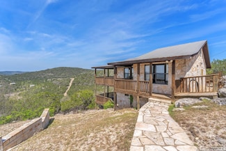 523 Cat Claw Mountain Rd, Concan, TX 78838