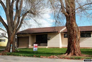 880 Hobson St, Lander, WY 82520