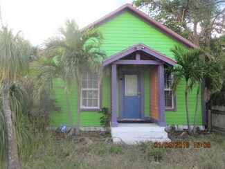 421 N K St, Lake Worth, FL 33460