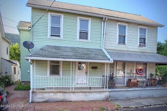 403 N 2nd St, Lykens, PA 17048