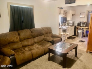 1419 E Valley St, Joplin, MO 64801