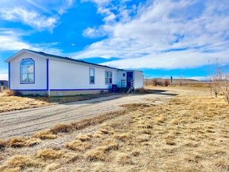 110 Pierson St, Kaycee, WY 82639