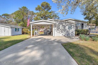 405 Quartermaster Ct, Hampstead, NC 28443