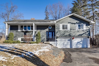 1127 Everett St S, Stillwater, MN 55082