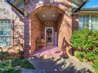 1717 Chaparral Ln, Edmond, OK 73013