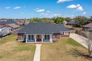 204 Shelby Dr, Iowa, LA 70647