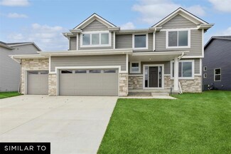 14504 N Valley Dr, Grimes, IA 50111