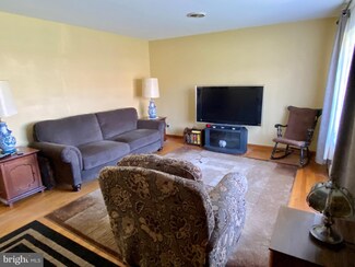 525 Florence Ave, Hamburg, PA 19526