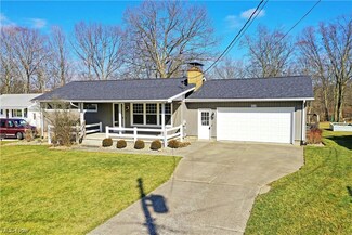 4638 Verona St NW, Warren, OH 44483