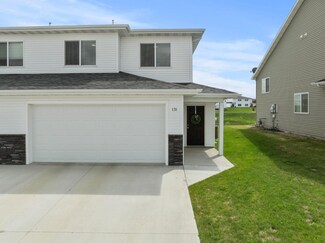 131 Mulberry Loop, Minot, ND 58703