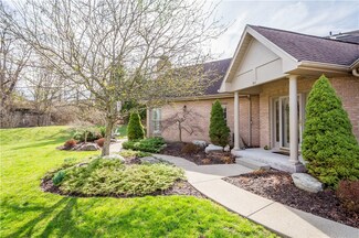 311 Village Green Dr, Canonsburg, PA 15317