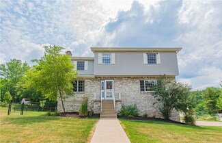 8104 Nuttals Grove Rd, Pittsburgh, PA 15239