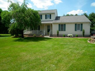 7585 Flint Hill Rd, New Tripoli, PA 18066