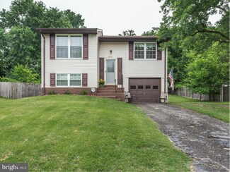 9698 Meadowview Dr, Newburg, MD 20664