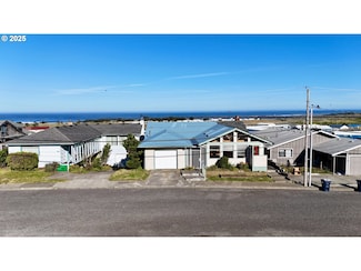 29832 Mary St, Gold Beach, OR 97444