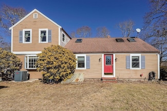 20 Sunset Terrace, Hyannis, MA 02601