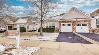 40 Ables Run Dr, Absecon, NJ 08201