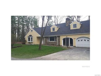 7349 Park Dr, Houghton, NY 14744