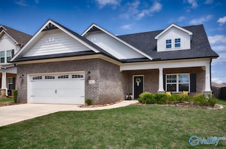 152 Brier Valley Dr, Meridianville, AL 35759