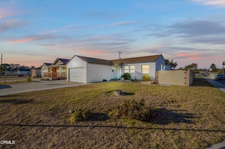 713 E Clara St, Port Hueneme, CA 93041