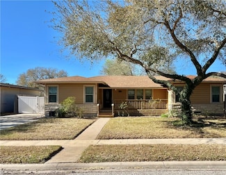 618 Cunningham St, Corpus Christi, TX 78411