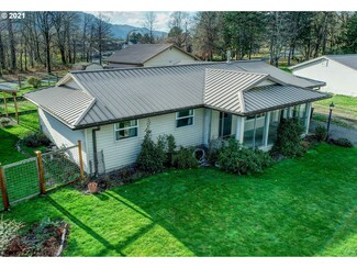 602 Shahala St, North Bonneville, WA 98639