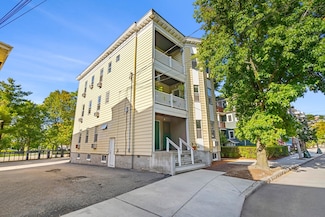 275 Walden St Unit 4, Cambridge, MA 02138