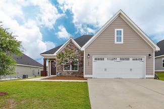 156 Ridgeview Dr, Dothan, AL 36301