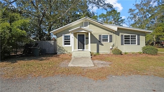 761 S 3rd St, Jesup, GA 31545