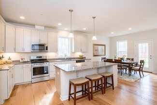 15 Jackson Dr Unit 22, Upton, MA 01568