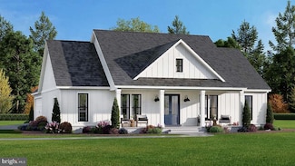 2126 Buccaneer Blvd, New Church, VA 23415