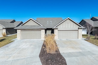 3426 Sunflower Dr, Derby, KS 67037